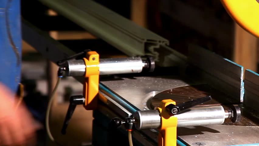 Saw cut plastic - window manufacture
