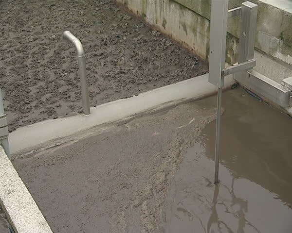 Water treatment equipment technology. Sludge settling reservoirs. First stage. 