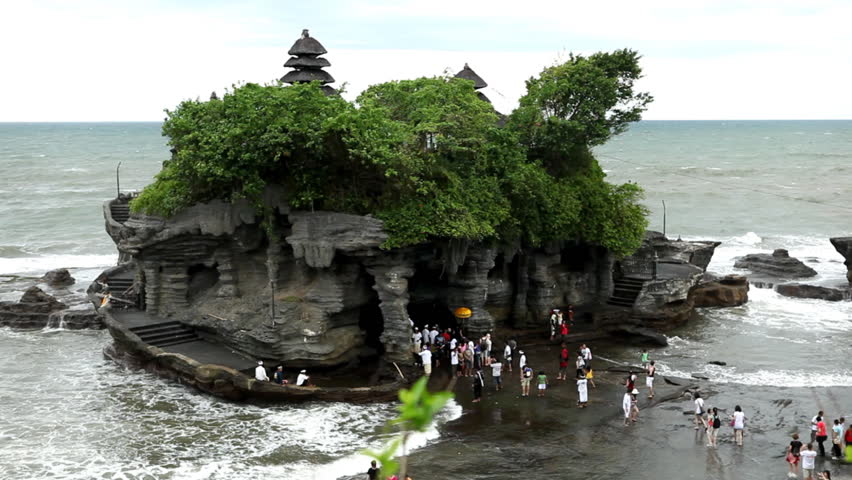 Pura Tanah Lot Hindu Temple, Tabanan, Bali, Indonesia