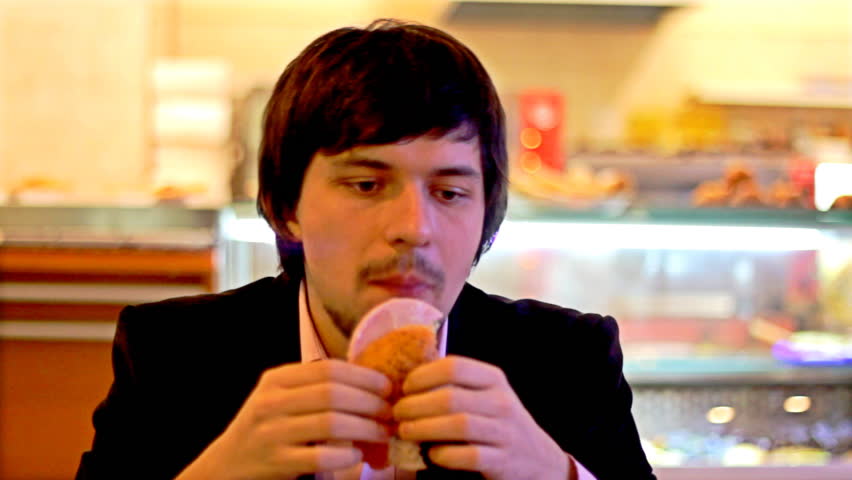 Man eats fast-food