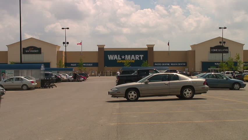 View of Walmart from the outside: time lapse