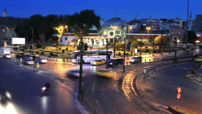 Distraught crossroad traffic at Sirkeci. 30 sec. time lapse

