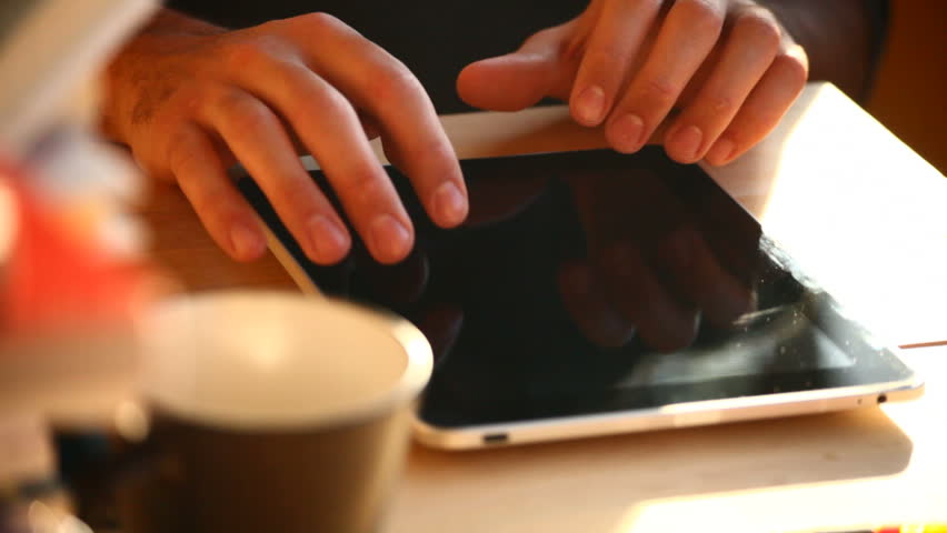 Writing sms/email on tablet