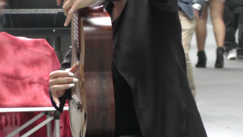 Sydney Downtown Pitt Street Street Musician - New South Wales Australia
with sound
Fabolous Guitar Talent
April 2012