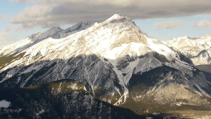 Tiem-Lapse over Sulphur mountain, BAN FF, Alberta, CANADA, National Park, Rocky Mountains.. Snow winter.