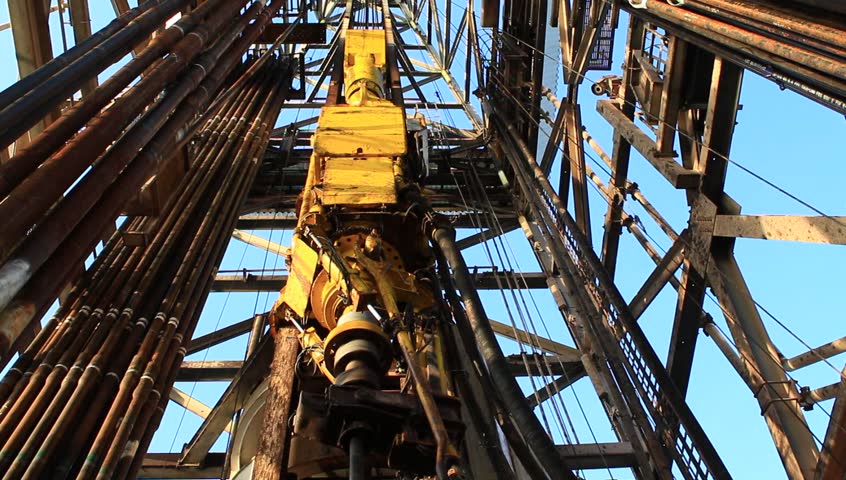 Top Drive System (TDS) Spinning for Oil Drilling Rig - Oilfield Industry