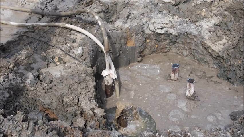Bored Piling work,Flush away sediment with water pressure