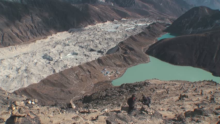 Ascent to the peak Gokio Ri