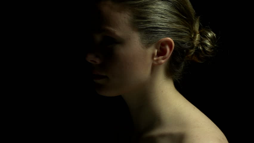 Woman's profile in color. Experimental lighting. 