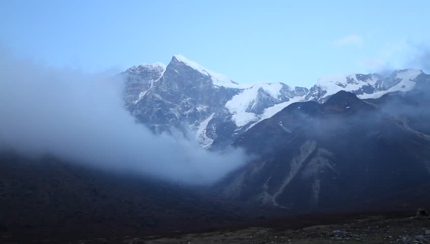Fog Flow on Pandim summit