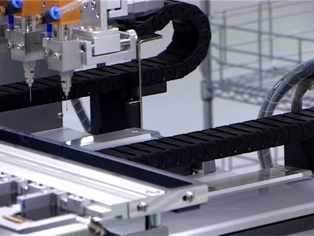 Injecting protection glue on semiconductor component 