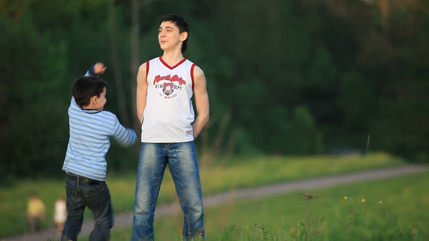 Children play. Run.