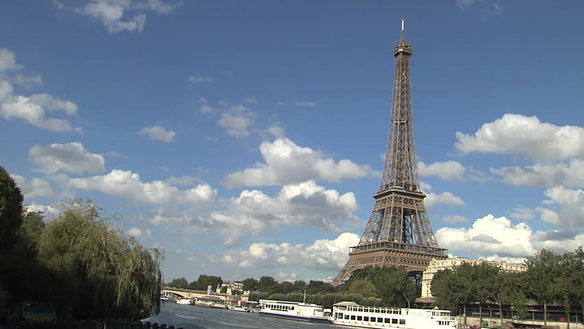 Time-lapse of the Eiffel Tower and River Seine 