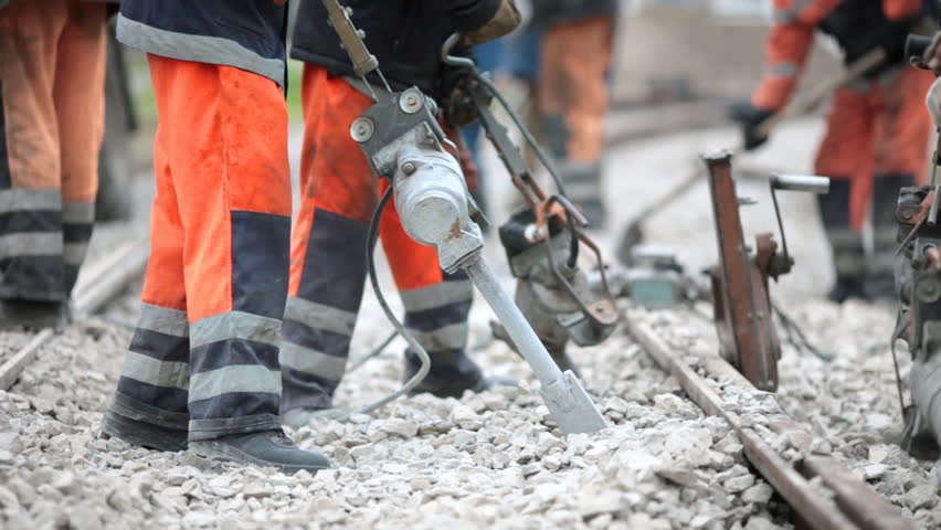 Tie tamping
