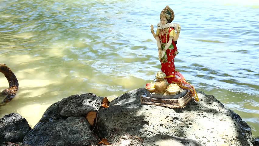 Header of shiv