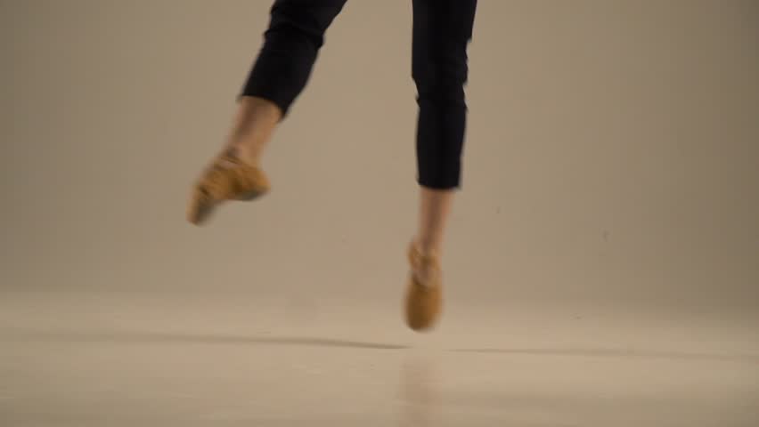 Header of entrechat
