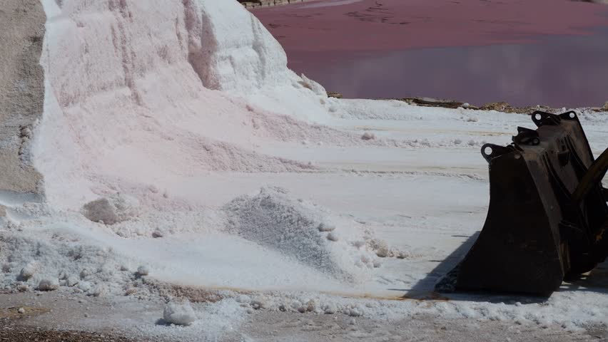 iso kalu pienellä pillua