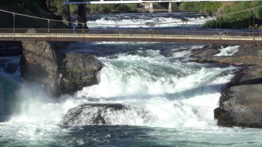 White River Falls waterfall