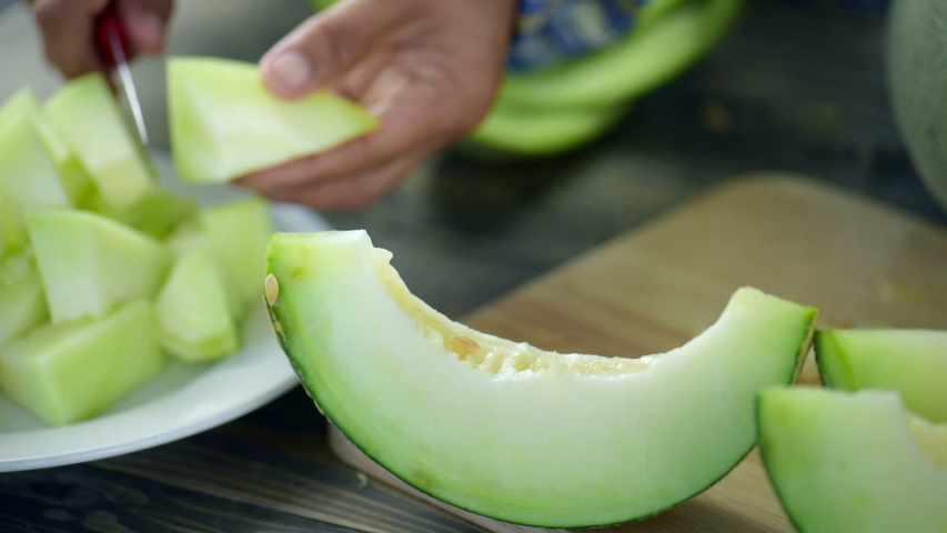 How To Cut A Honeydew Melon Video