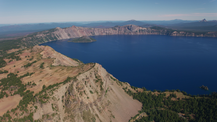 Scenic Landscape Of Crater Lake National Park, Oregon Image - Free ...