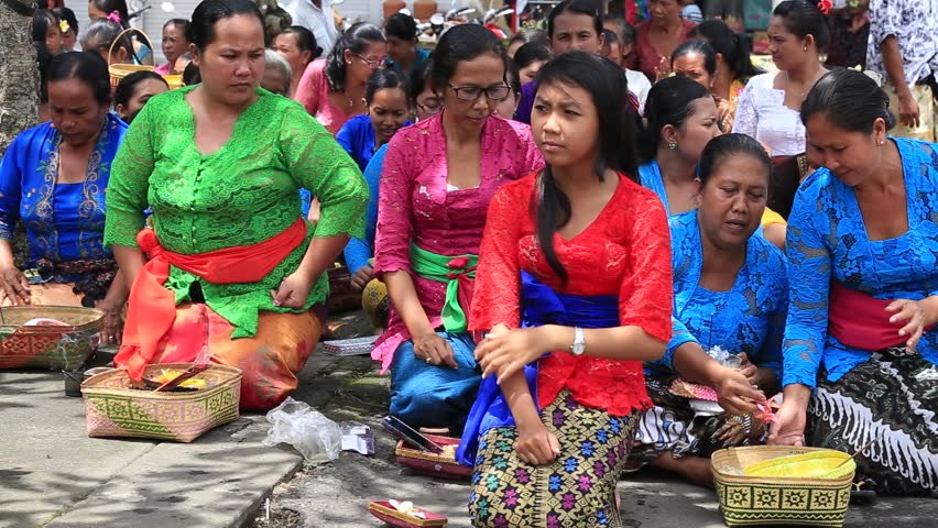 UBUD, BALI, INDONESIA MARCH 20, 2015 : Unidentified Indonesian People Celebrate Balinese New UBUD, BALI, INDONESIA MARCH 20, 2015 : Unidentified Indonesian People Celebrate Balinese New