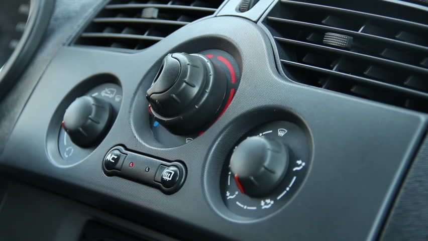 Header of defroster