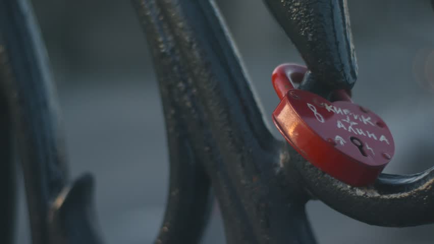 Header of lovelock