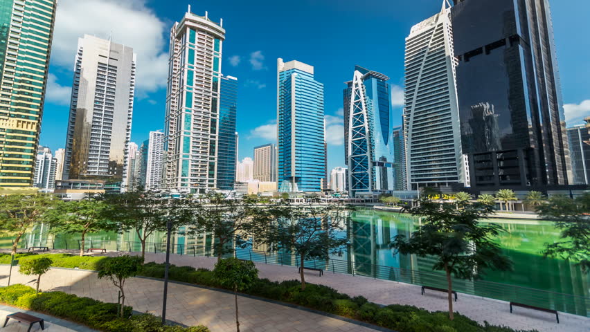 Jumeirah lake. Дубай Lake Towers. Джумейра Лейк Тауэрс. Башня Алмас Дубай. Район JLT В Дубае.