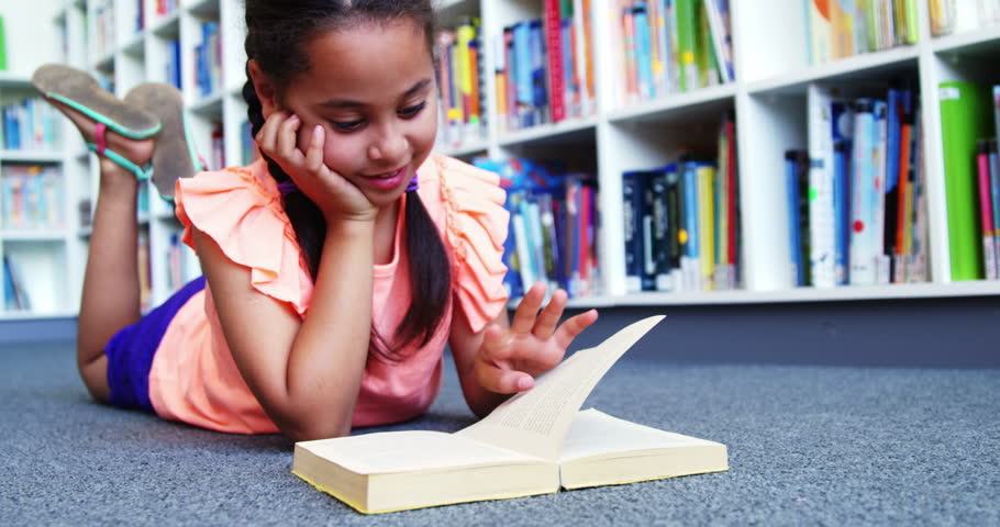 She is reading a book. She read a book. Чтение are cute. She reads.