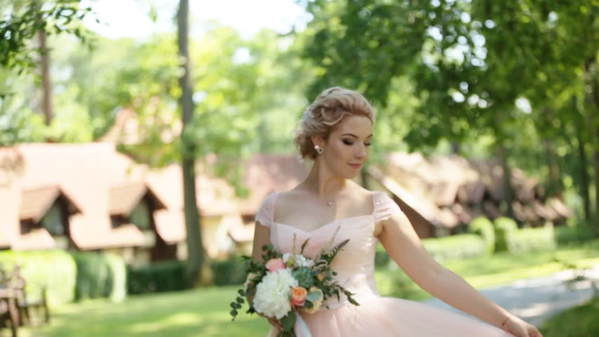 Blonde Wedding Dresses