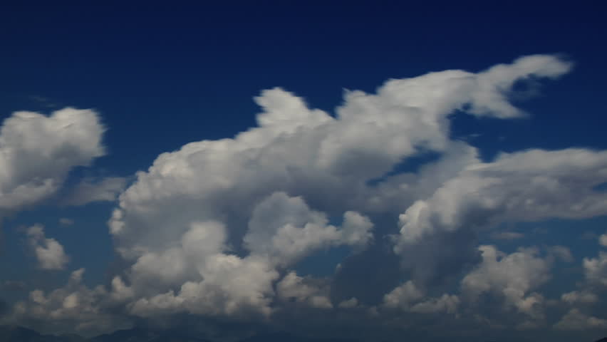 Движение к небу. Clouds close. Cloud spun Ushas.