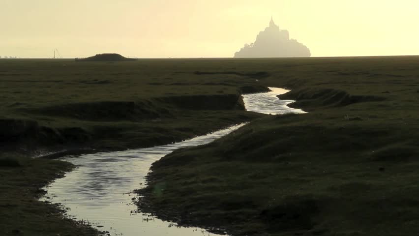 Header of Mont