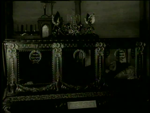 Header of incorruptible