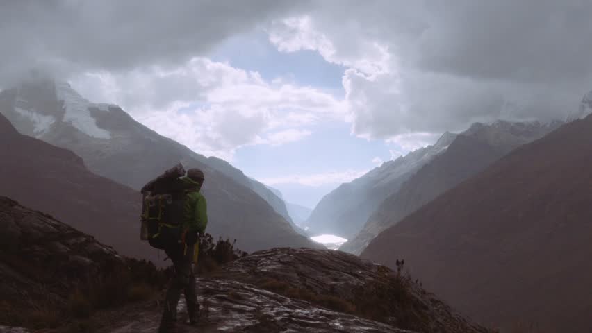 Header of trek