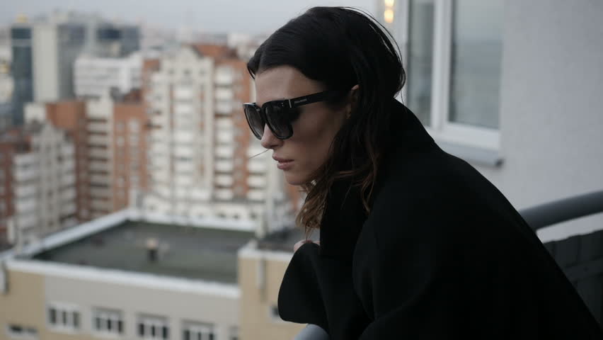 Header of admiring