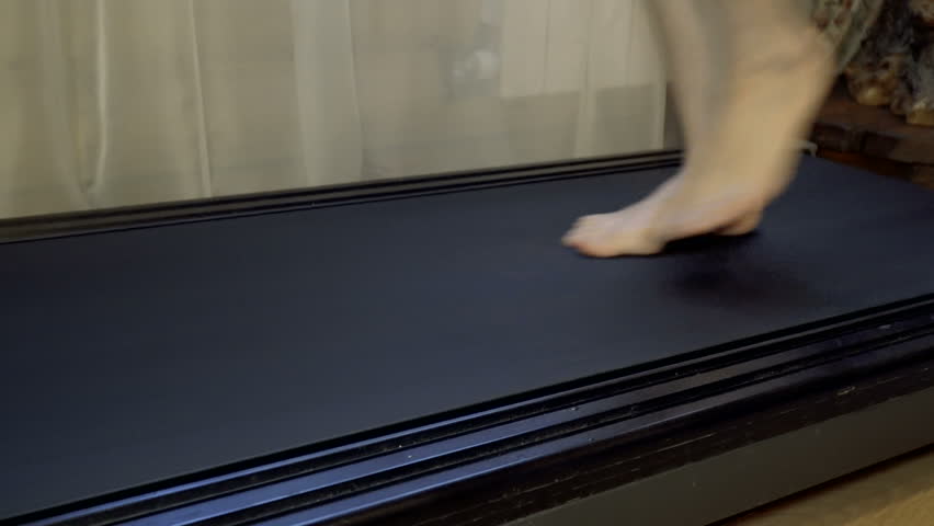 barefoot on treadmill
