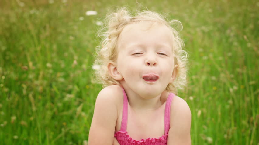 Adorable Little Girl Having A Stockvideos Filmmaterial 100 Lizenzfrei 4596776 Shutterstock