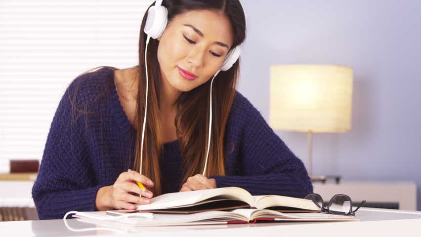 Who listens essay picture