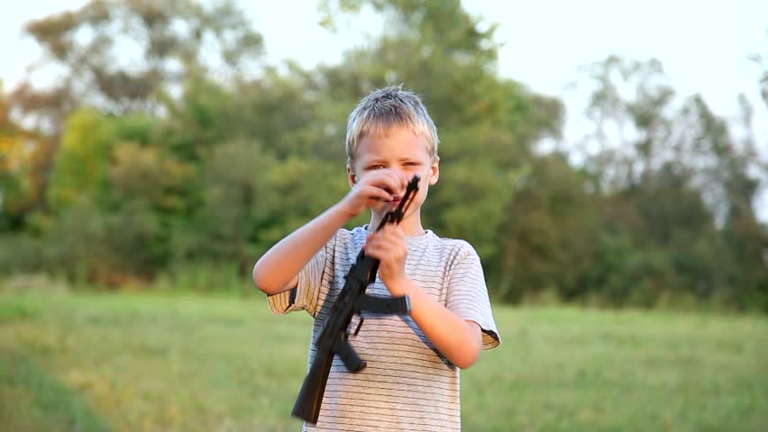 Watergun Toy image - Free stock photo - Public Domain photo - CC0 Images